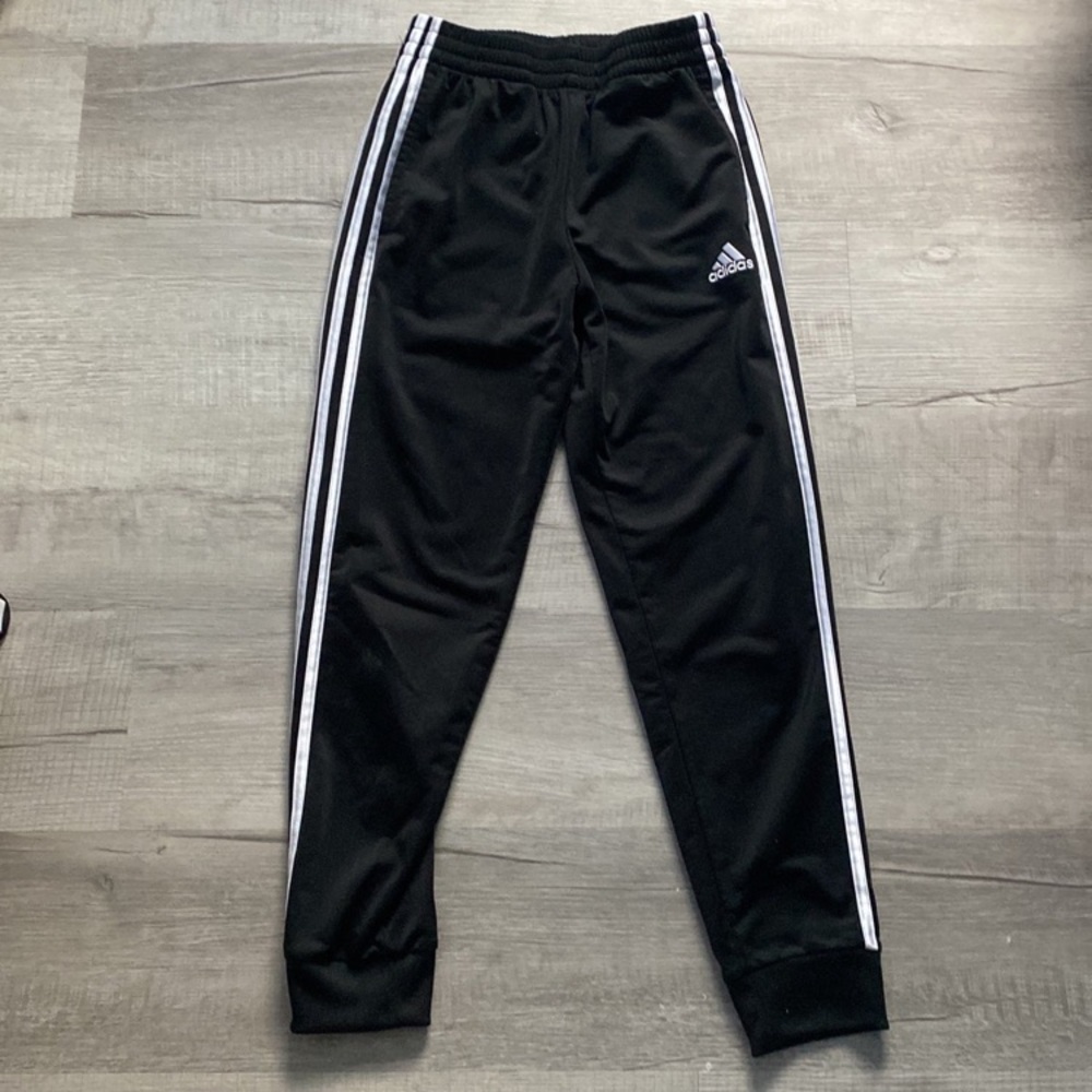Adidas joggers